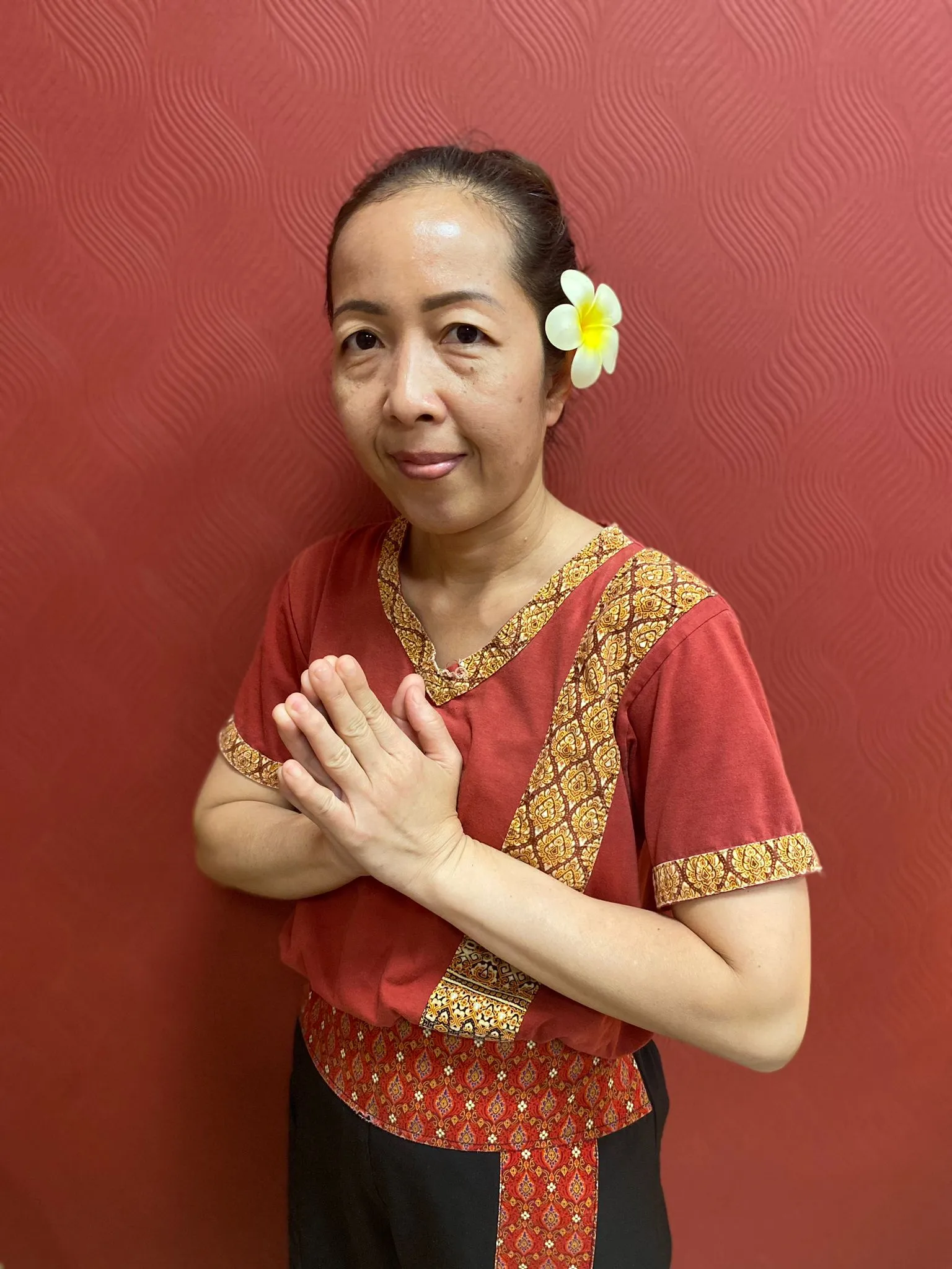 Komang, masażystka z Bali.